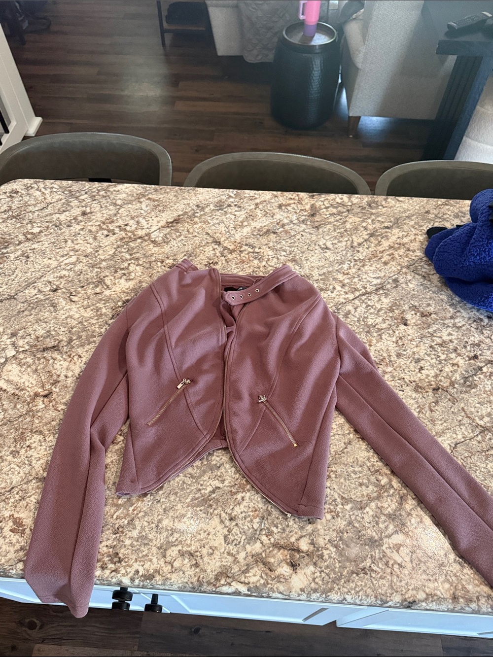 Active USA Mauve Zip-Front Cropped Blazer